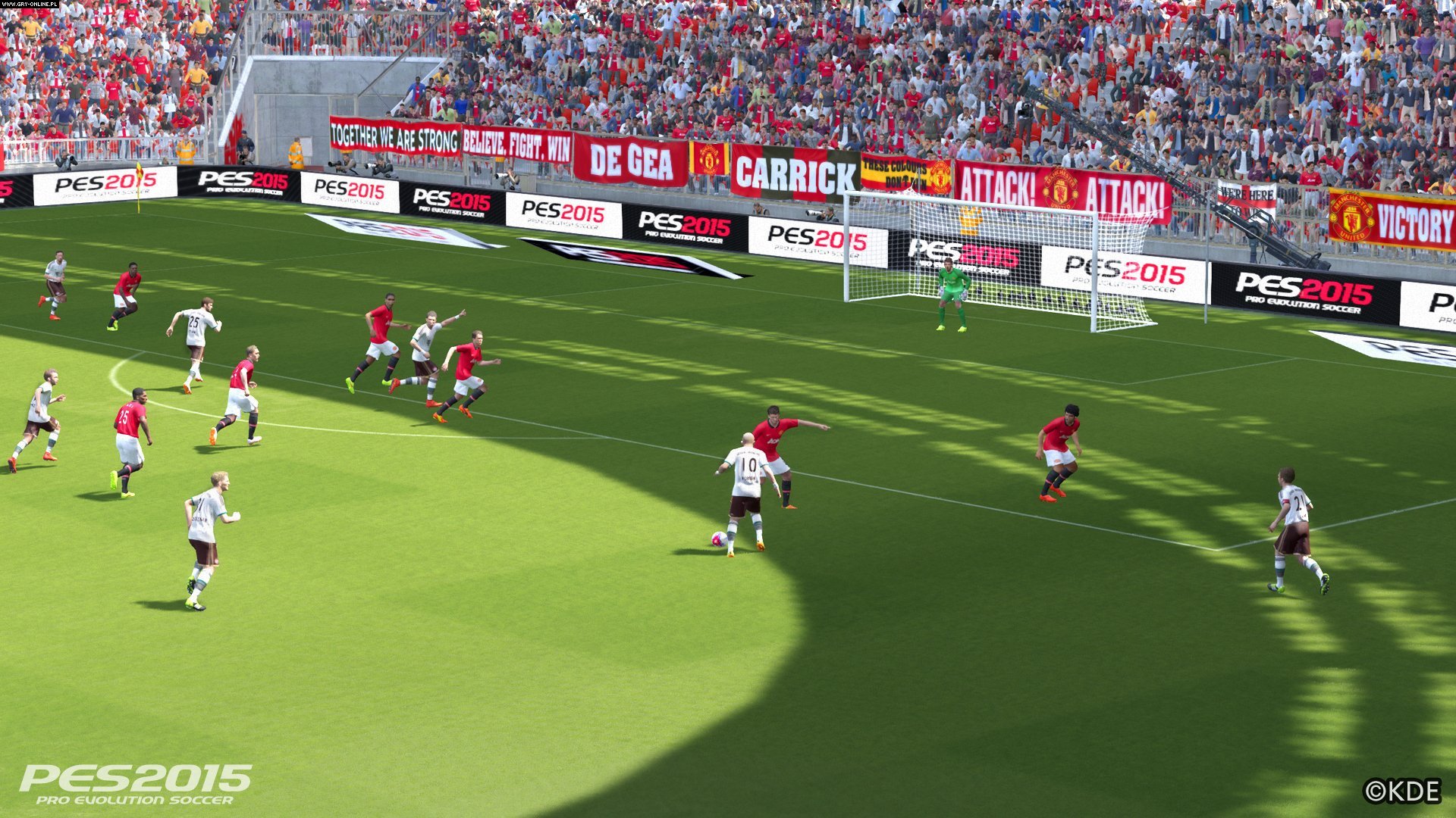 ʵ2015Pro Evolution Soccer 2015PCLMAOһĺV2.0
