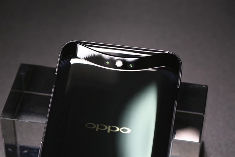 9999Ԫ OPPO Find X ⣺̼άڹѧ