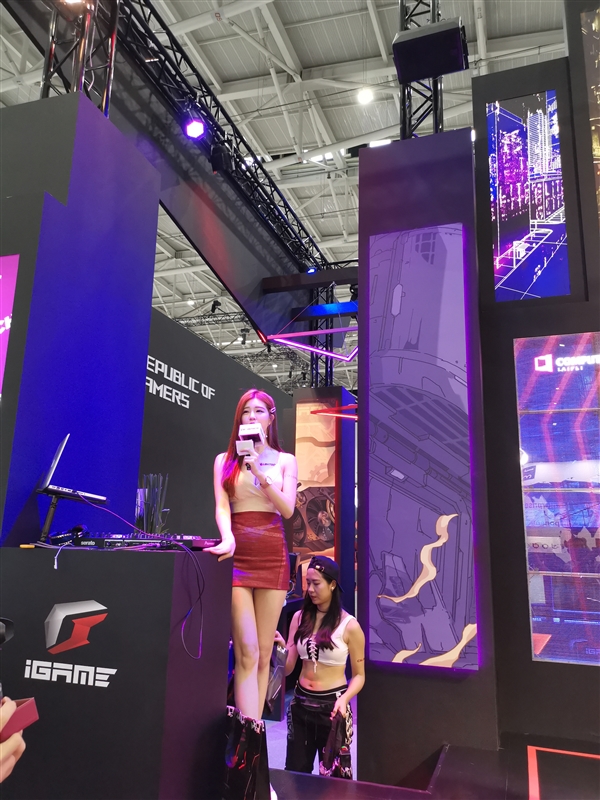 COMPUTEX 2019ֳShowGirlͼͣʤ