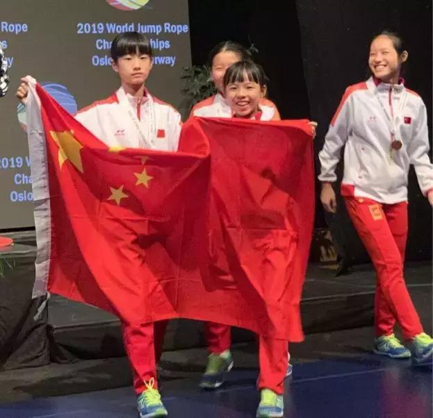 广州小学跳绳队为中国队获得该赛事的60枚金牌？这群少年在世界赛场夺得60枚金牌？