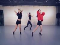 韩国女人跳舞蹈_韩国女人跳舞蹈视频