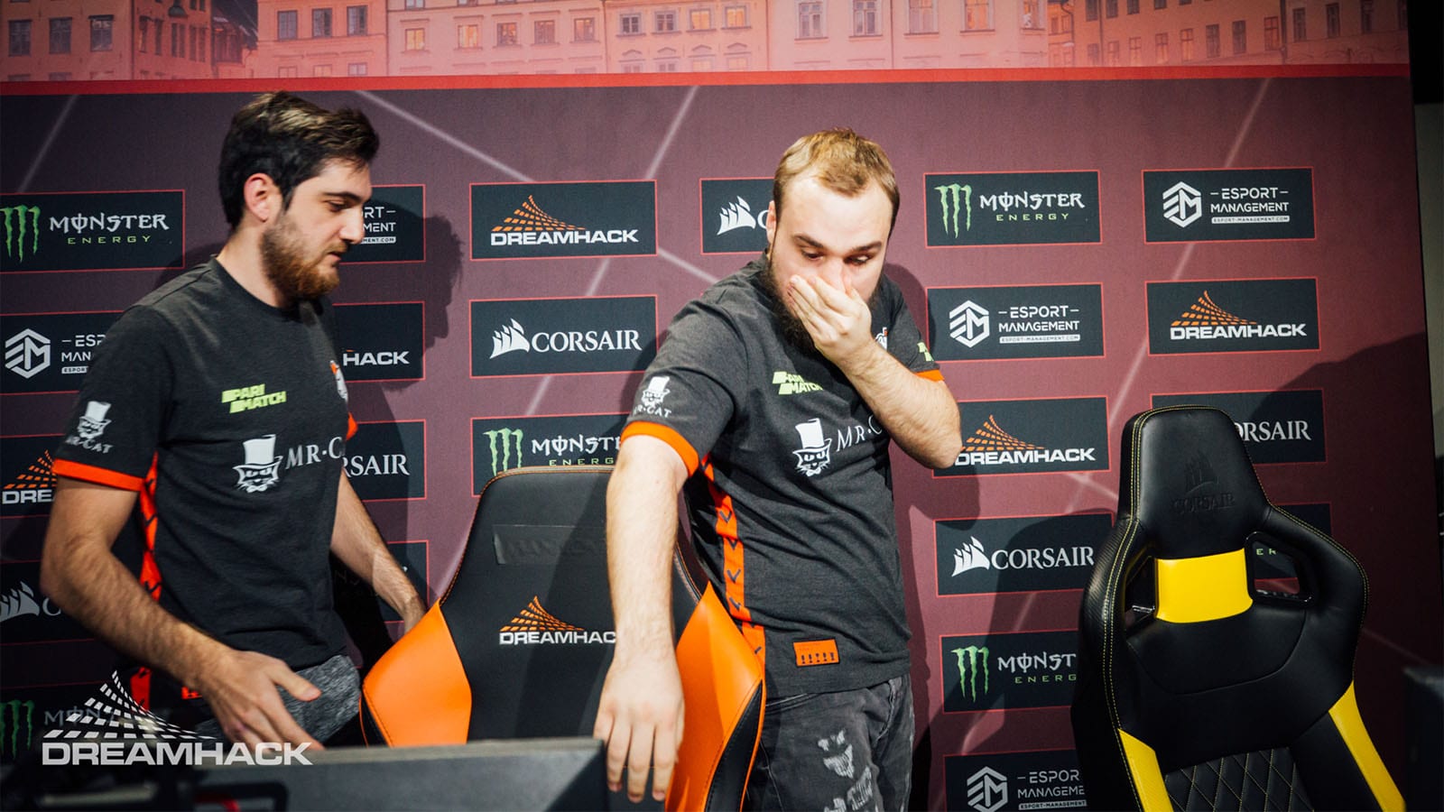 TI9սѲ񣺲ĵһ꣬ԱVP
