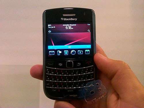 ݮ9650ɹBlackberry OS6.0ϵͳ