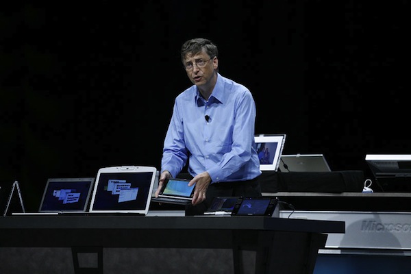 Bill Gates introduces Ultra-Mobile PC, codename 