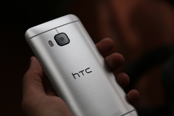 ̫ HTC One M9