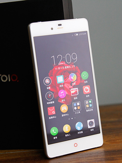 Ŭnubia Z9 Maxȫλ