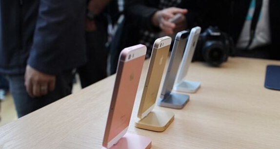 iPhone SEĸɫÿ