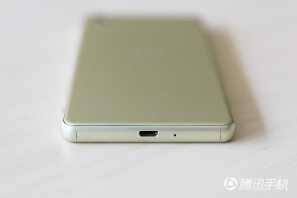 Xperia X820Լ۱ôXperia Xרҵ